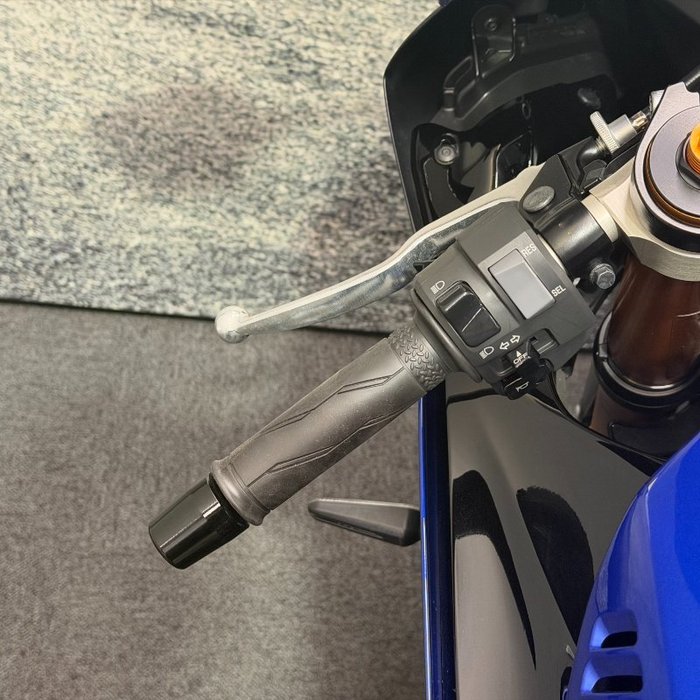 2024 Yamaha YZF-R7LA Blue