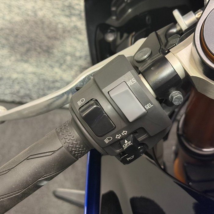 2024 Yamaha YZF-R7LA Blue