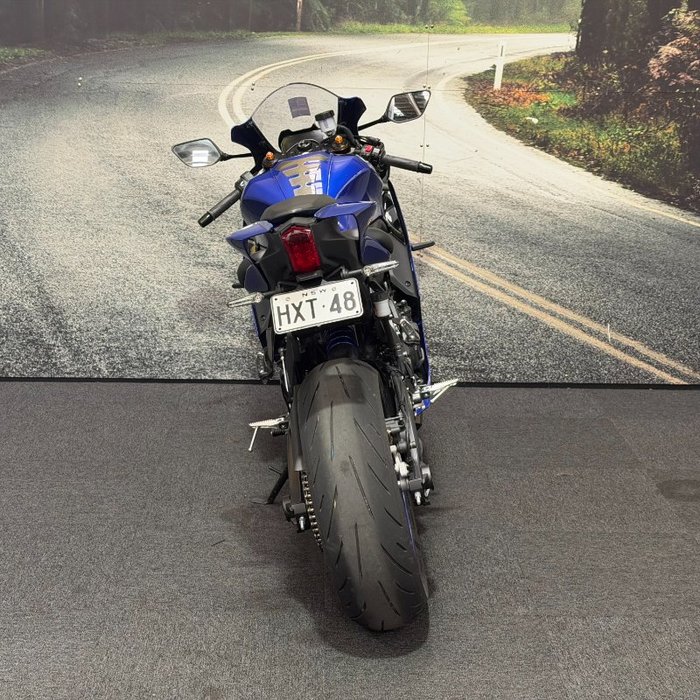 2024 Yamaha YZF-R7LA Blue