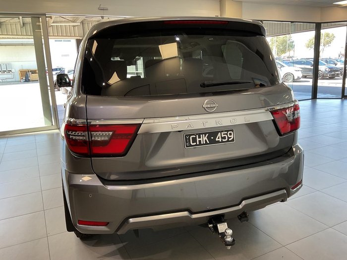2022 Nissan Patrol Ti-L