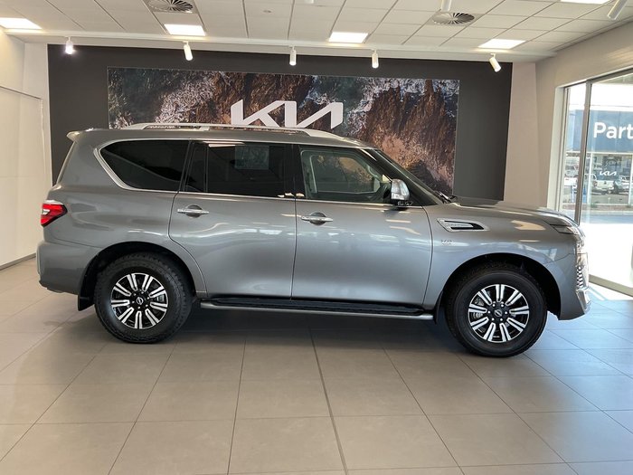 2022 Nissan Patrol Ti-L