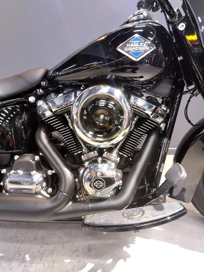 2025 Harley-Davidson Heritage Classic 117 (FLHC) Softail Black