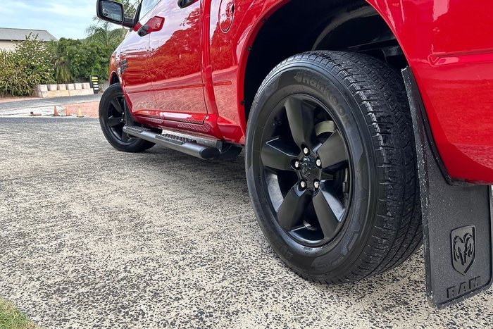 2021 RAM 1500 Express DS MY21 4X4 Dual Range Red
