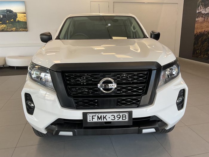 2023 Nissan Navara SL