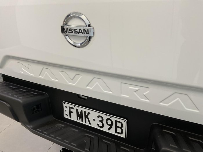 2023 Nissan Navara SL