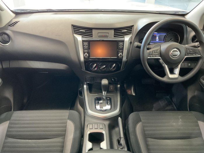 2023 Nissan Navara SL