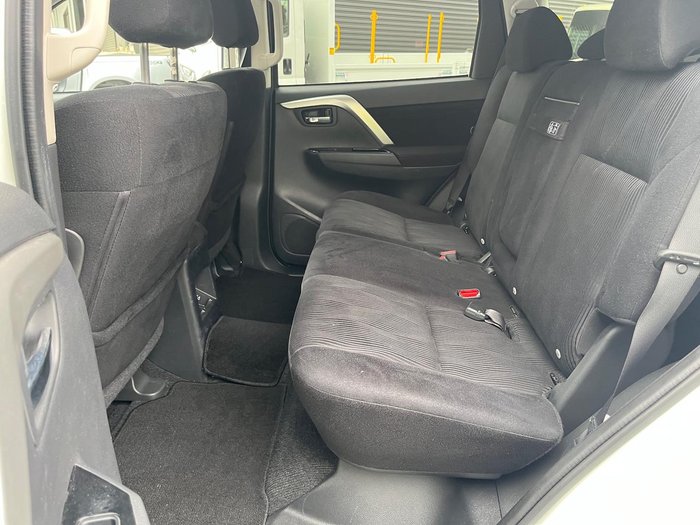 2022 Mitsubishi Pajero Sport GLS