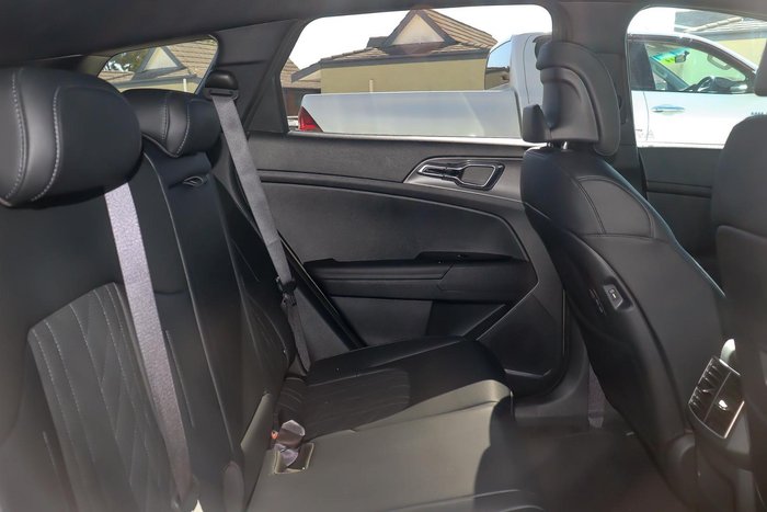 2025 Kia Sportage SX+