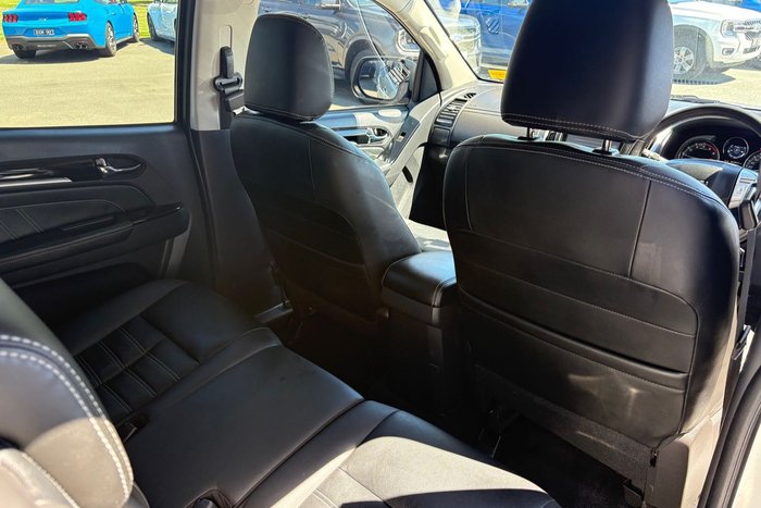 2020 Isuzu MU-X LS-T