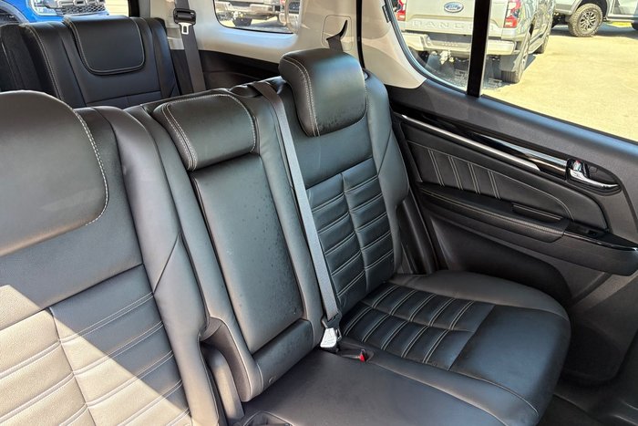 2020 Isuzu MU-X LS-T