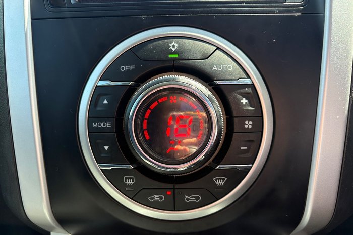 2020 Isuzu MU-X LS-T