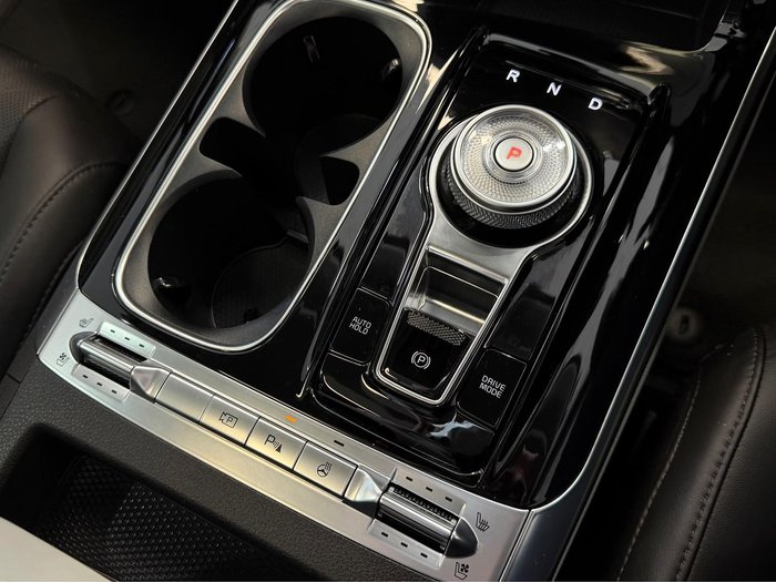 2023 Kia Carnival Platinum