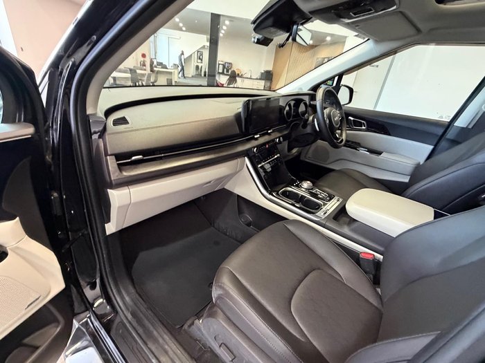 2023 Kia Carnival Platinum