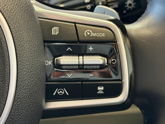 2023 Kia Carnival Platinum