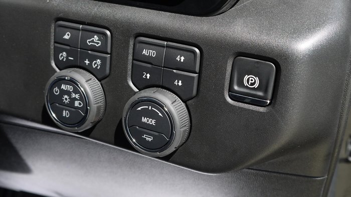 2025 Chevrolet Silverado 1500 ZR2 W/Tech Pack