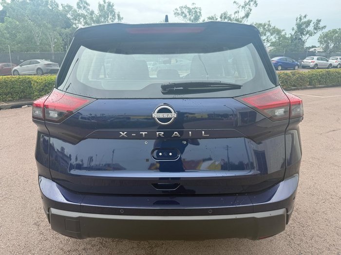2025 Nissan X-TRAIL ST