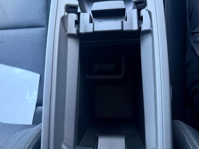 2025 Nissan X-TRAIL ST