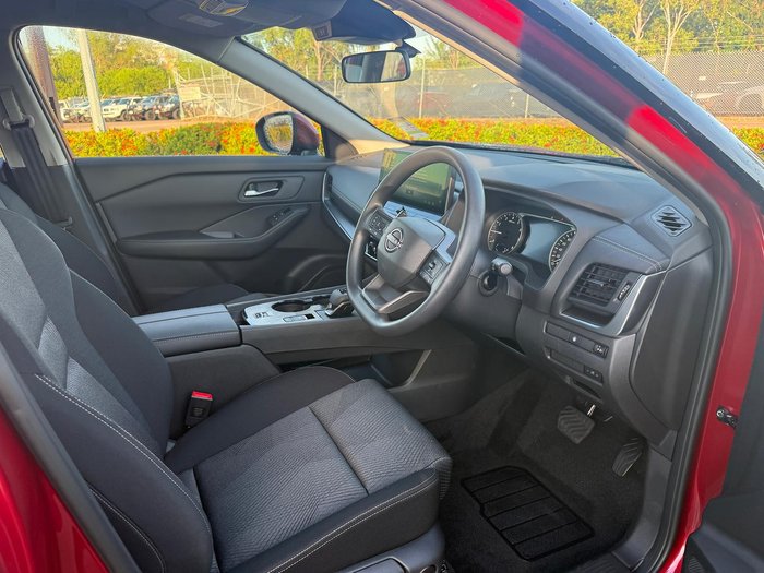 2025 Nissan X-TRAIL ST