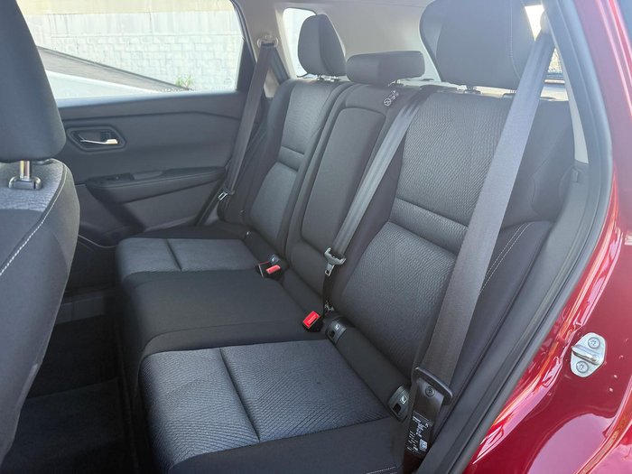 2025 Nissan X-TRAIL ST