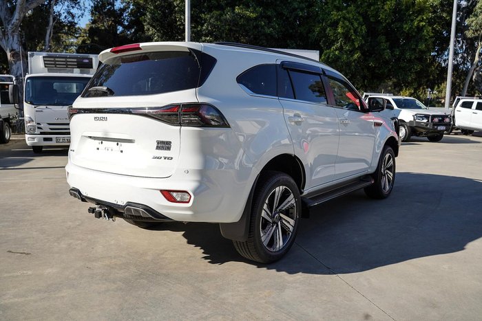 2026 Isuzu MU-X LS-T