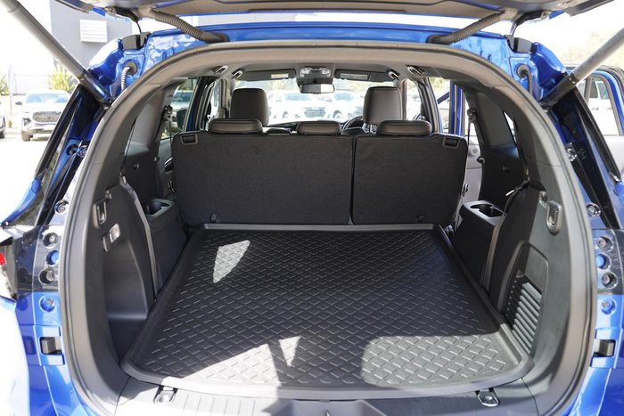 2025 Isuzu MU-X LS-T