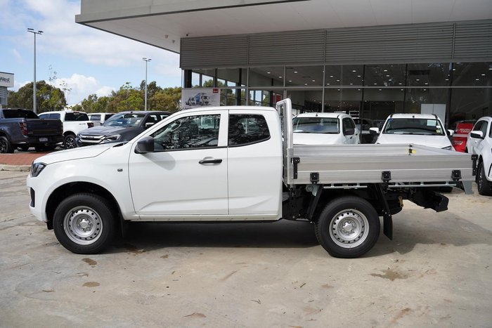 2025 Isuzu D-MAX SX