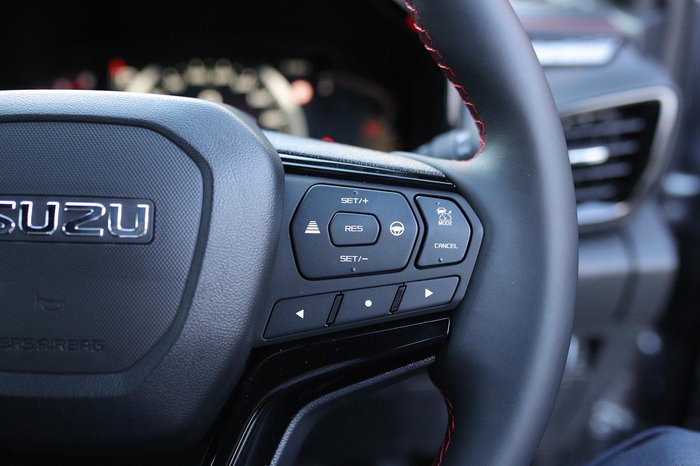 2026 Isuzu D-MAX X-TERRAIN