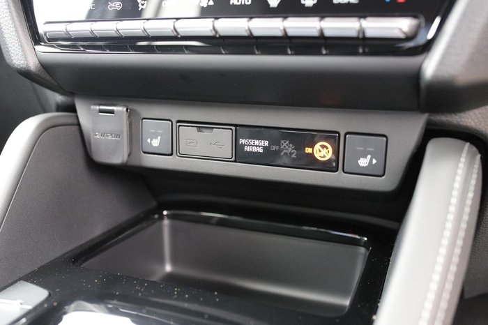 2026 Isuzu MU-X LS-T