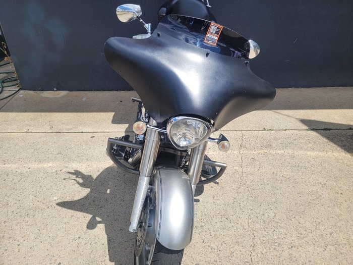 2013 Yamaha XV1900A SILVER