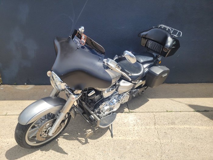 2013 Yamaha XV1900A SILVER