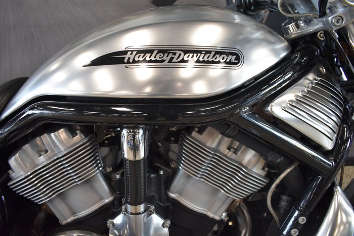 2005 HARLEY-DAVIDSON VRSCB V-ROD
