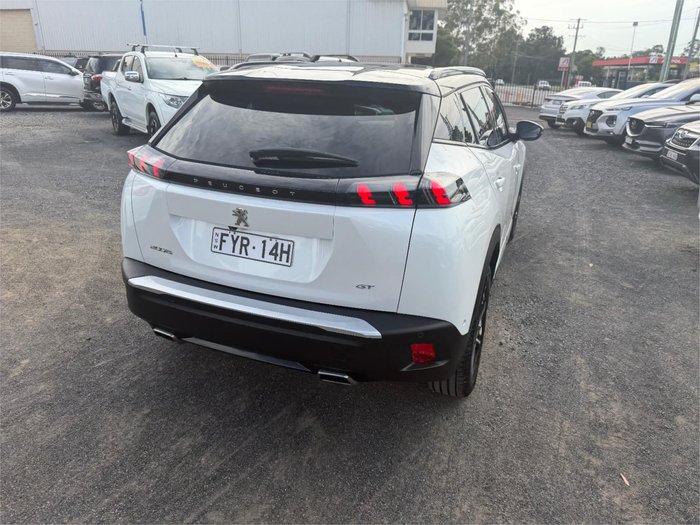 2022 PEUGEOT 2008 GT