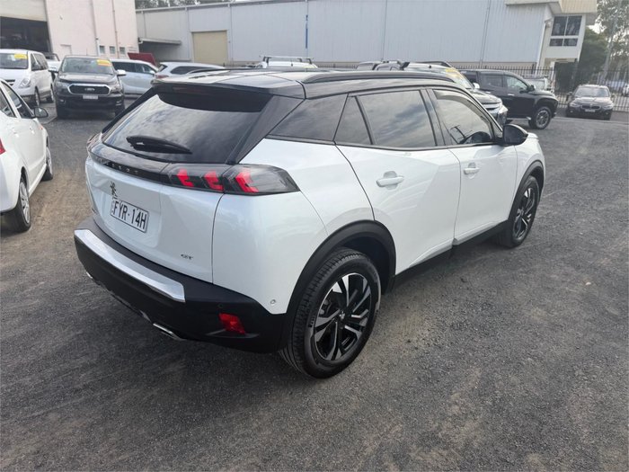 2022 PEUGEOT 2008 GT