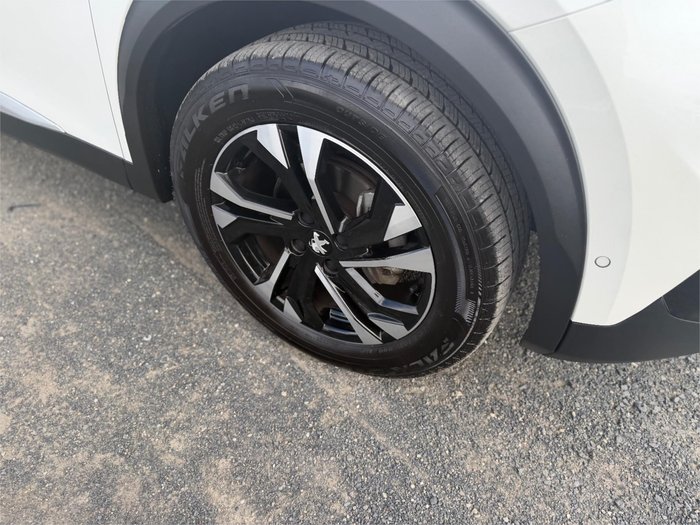 2022 PEUGEOT 2008 GT