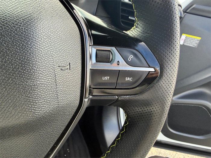 2022 PEUGEOT 2008 GT