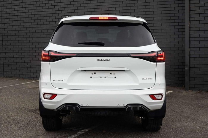 2025 Isuzu MU-X LS-T