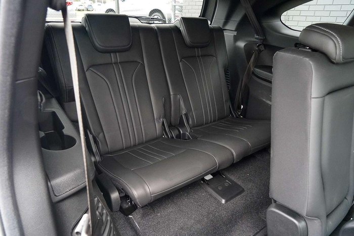 2025 Isuzu MU-X LS-T