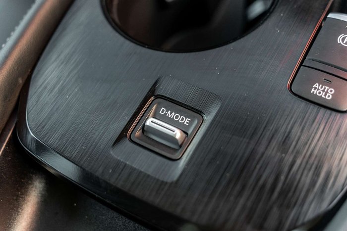 2025 Nissan X-TRAIL ST-L