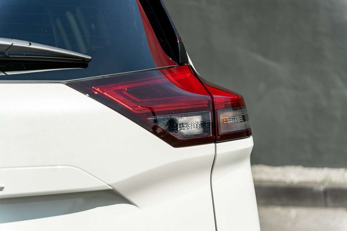 2025 Nissan X-TRAIL ST-L