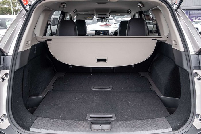 2025 Nissan X-TRAIL ST-L