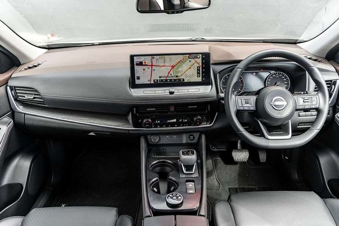 2025 Nissan X-TRAIL ST-L