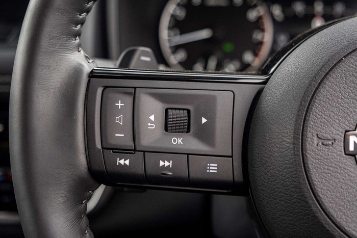 2025 Nissan X-TRAIL ST-L