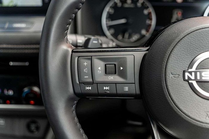 2025 Nissan X-TRAIL ST-L