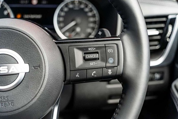 2025 Nissan X-TRAIL ST-L