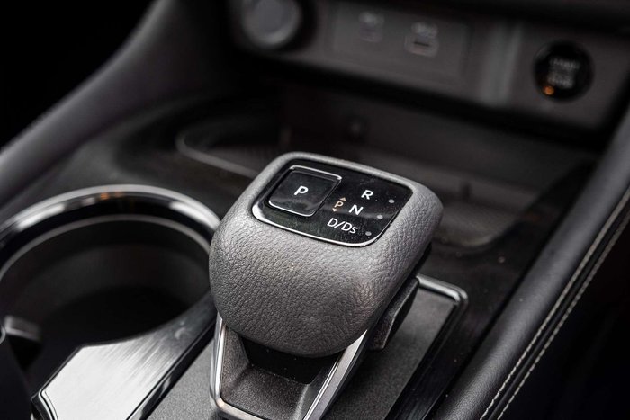 2025 Nissan X-TRAIL ST-L