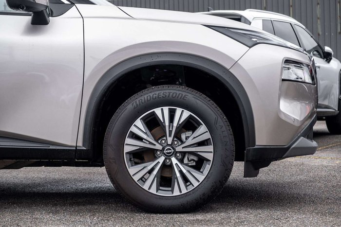 2025 Nissan X-TRAIL ST-L