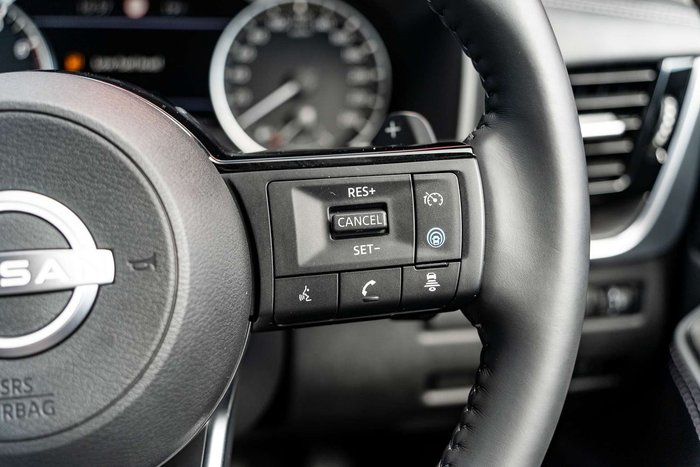 2025 Nissan X-TRAIL ST-L