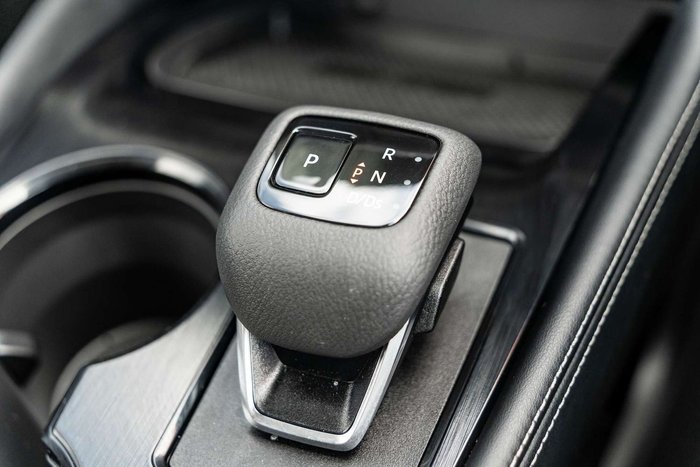 2025 Nissan X-TRAIL ST-L