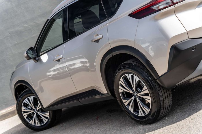 2025 Nissan X-TRAIL ST-L