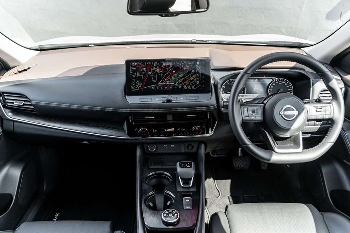 2025 Nissan X-TRAIL ST-L